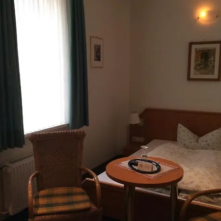 ゲストハウス Hotel-pension Bergkranz