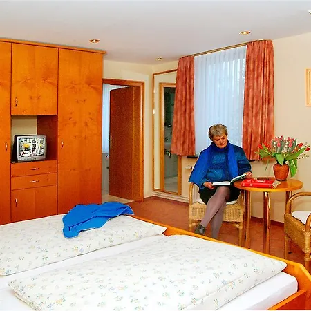Hotel-pension Bergkranz 2* ブラウンラーゲ