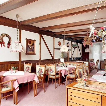 Hotel-pension Bergkranz ゲストハウス ブラウンラーゲ